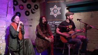 Anna Khvostenko, Alisa Ten, Vanya Zhuk, | Lua-Gira-Sol, Tom Ze cover