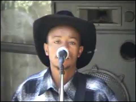 Salim Junior / Sam Kinuthia - Mutumia Murogi