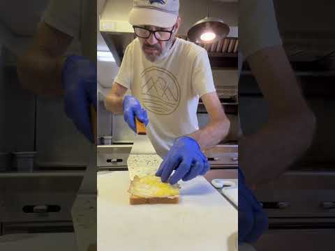The Perfect Fried Egg Sandwich