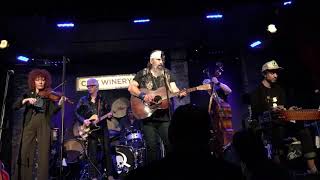 &quot;I&#39;m Still In Love With You&quot;  Steve Earle &amp; The Dukes @ City Winery,NYC 12-02-2018