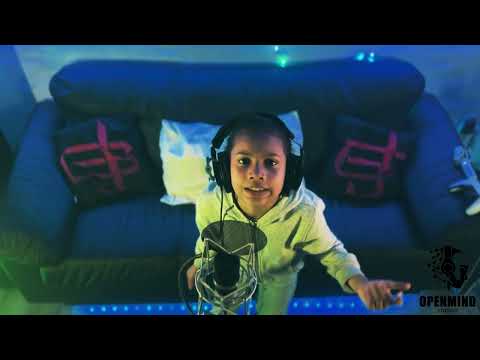 SugarHill Glitch - Deadly (OpenMind OpenMic Performance)