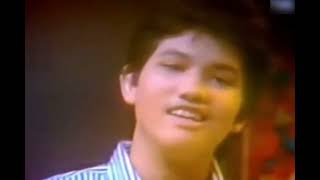 Download lagu JULIUS SITANGGANG - ESOK JUMPA LAGI Cip. Louis komala  mp3