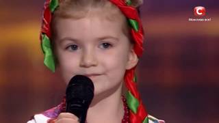 Ukrainian girl singing so God would bless everyone... you also.