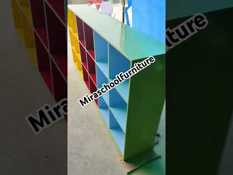 18 Shelves Wooden Play School Rack