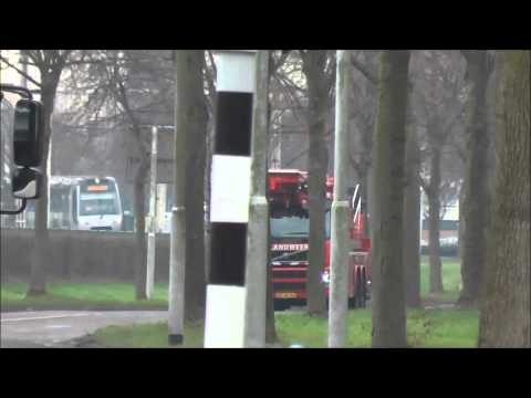 PRIO 1 TS20-1 & HW33-1 naar een gebouwbrand