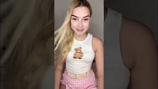 Download lagu Amelia Livestreaming BIGO Periscope live LOVELYGIRL 😍😍 #periscope #live #broadcast #livestream mp3