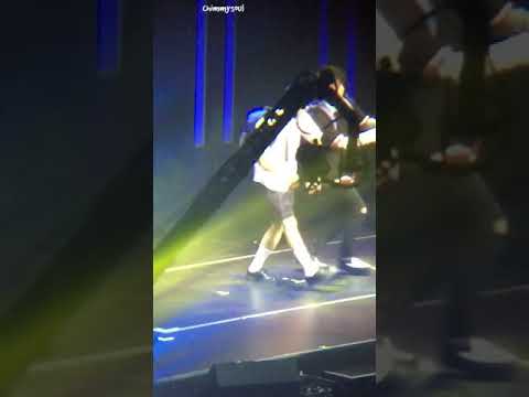 170805 SMTOWN IN HK [EXO-CBX - talk + XIUMIN x MARK - Young & Free]