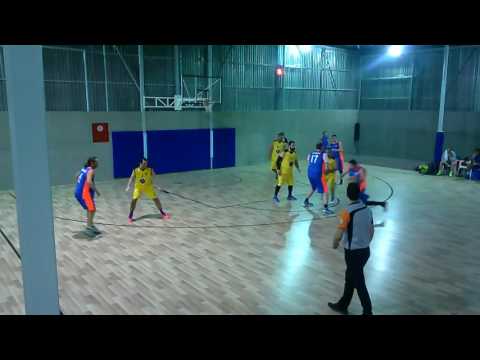Superior league - 2ος όμιλος: Ταύρος - Ballarhinos   77-75  (51-51)
