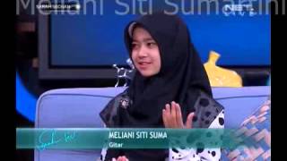 Download lagu Gitaris Berjilbab Meliani Siti Sumartini Cantik mp3 Download lagu Gitaris Berjilbab Meliani Siti Sumartini Cantik mp3