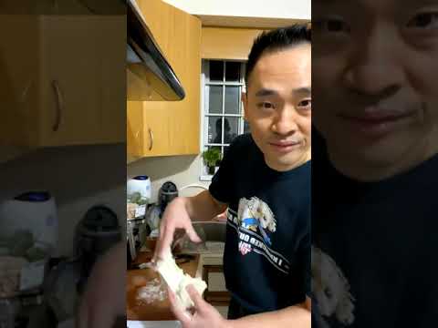 Day 56 - What’s cooking at chez Edison’s tonight 😎🌱🤤 (Jan. 26, 2021)