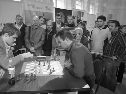 2009-11-11 GM Carlsen - GM Mamedyarov (Azerbaijan)
