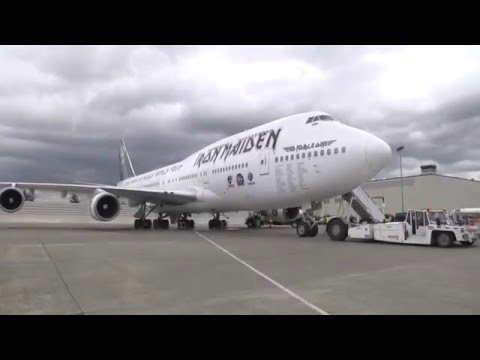 Iron Maiden's Ed Force One Rocks Boeing
