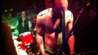 Lời Dịch Bài Hát Solar System Crystal Fighters