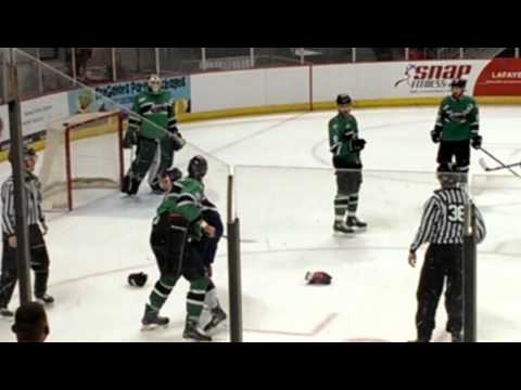 Travis Howe vs Travis Armstrong