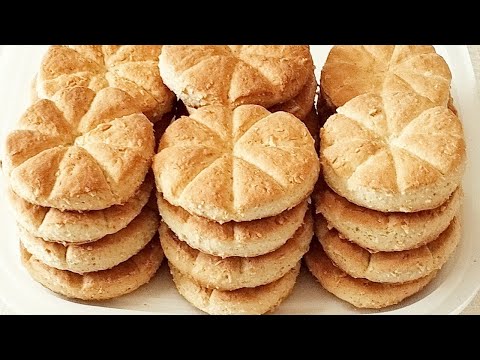 BOLACHA COM CREME DE LEITE E COCO! BEM FOFINHA!