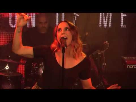 Melanie C Version Of Me Live At Under The Bridge