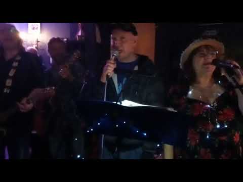 Christian Davies & The Kinksfan Kollektiv - Celluloid Heroes - Clissold Arms, London - November 2019