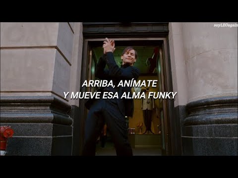 El temazo que baila Peter emo en Spiderman 3 XD // People Get up Drive Your Funky Soul (Video)