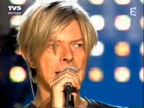 David Bowie - Days - Fall Dog Bombs The Moon - 2004 Live FR2 TV
