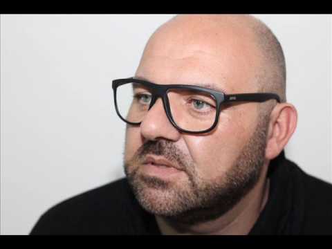 Leo Ferrucci    'na guagliona acqua e sapone ( a. casaburi - m graziani - l. ferrucci)(  2016)