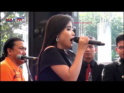 Bukan Cerita Dusta   Voc  Rere Amora MONATA LIVE PEMALANG 2017