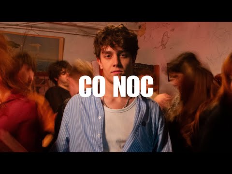 Oskar Cyms - Co noc [Tekst]