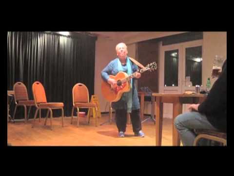 Heart and Head - Kath Reade (live at Chorlton Folk Club)