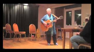 Heart and Head - Kath Reade (live at Chorlton Folk Club)