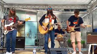 Et Tu Brucé - Dress Me Up In Bruises