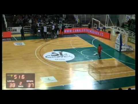 ORO CACERES 2016 BASKET,84 - GRUPO IRUÑA NAVARRA,75 (09/12/2011 0:00:00)