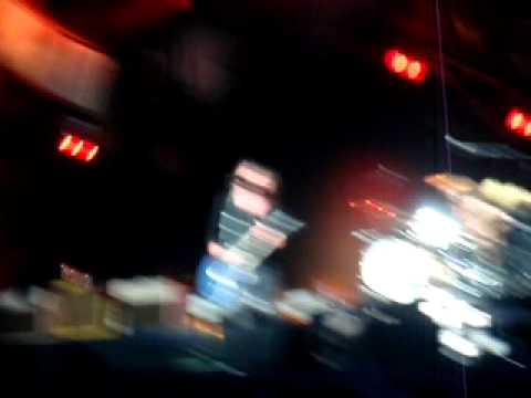 Foo Fighters - Walk then Dear Rosemary with Bob Mould live at Milton Keynes Bowl