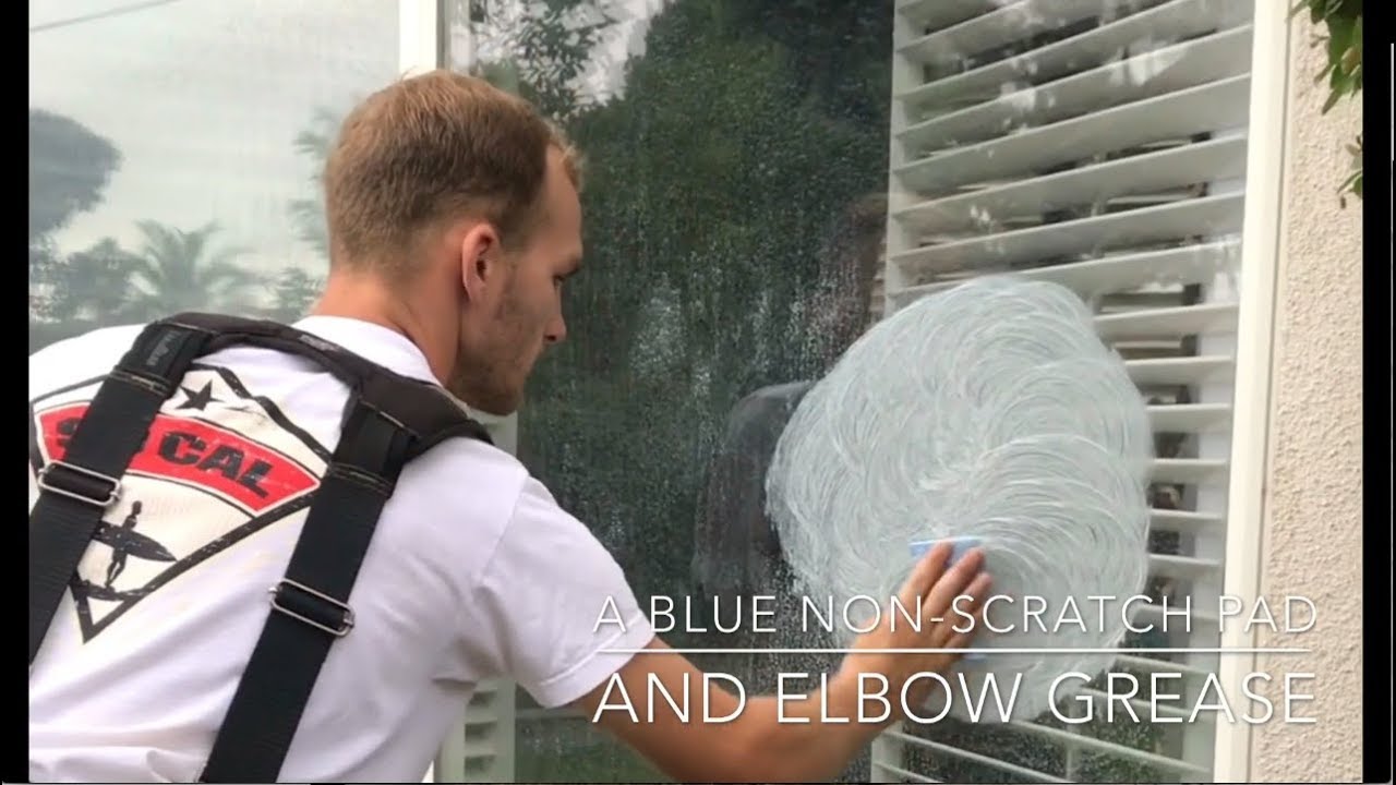STONEPRO Stone and Glass Scrub - Window Washer Tries It for the First Time