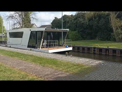 Neue Hausboot-Übergabe | Fahrt unseres Tiny House Boots von der Werft in Polen nach Deutschland