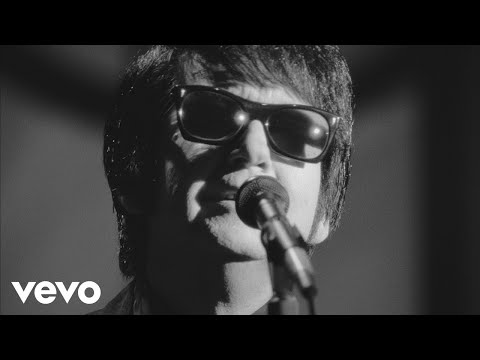 Roy Orbison's "Only the Lonely" HD Performance
