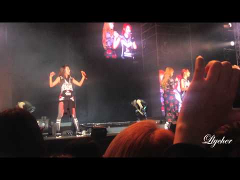[Fancam] 140823 2NE1 AON Live In Bangkok  - GO Away