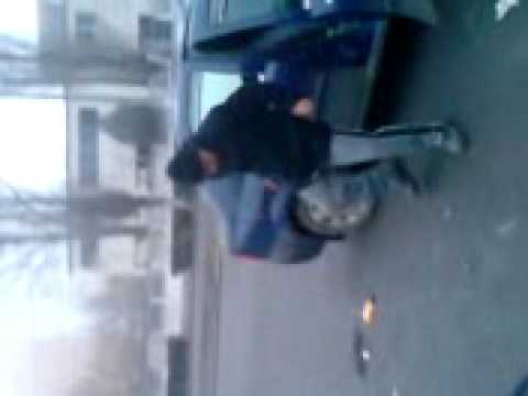 galati gringo de la patinoar