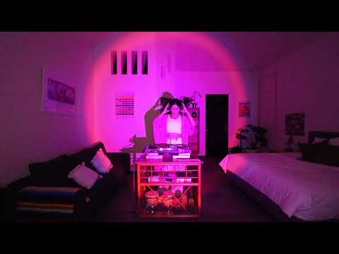 Pinkity Pink hard techno dj set - Triki @ my bedroom