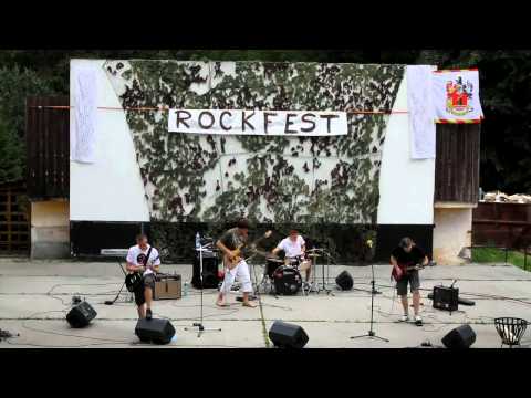 FourtyTen - Red House