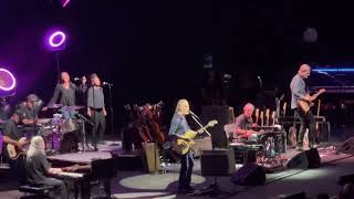 Jackson Browne redneck friend live at the Pac-amp tonight￼