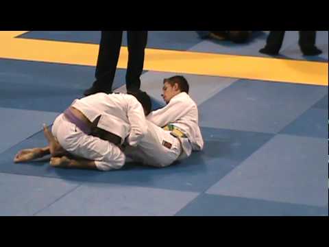 World IBJJ Jiu Jitsu Championship 2011 - Andrei Sales x Ilke Buluk Purple Belt part 1