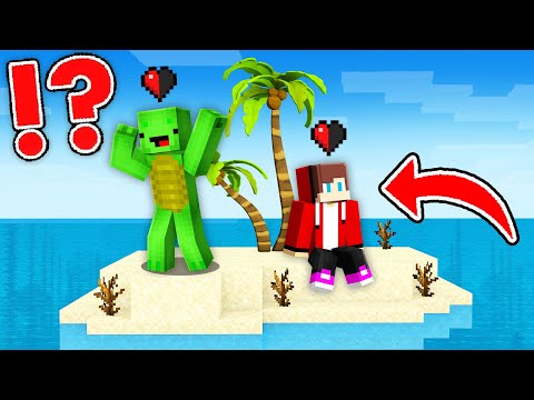 JJ and Mikey Survived on a DESERT ISLAND in Minecraft - Maizen Challenge