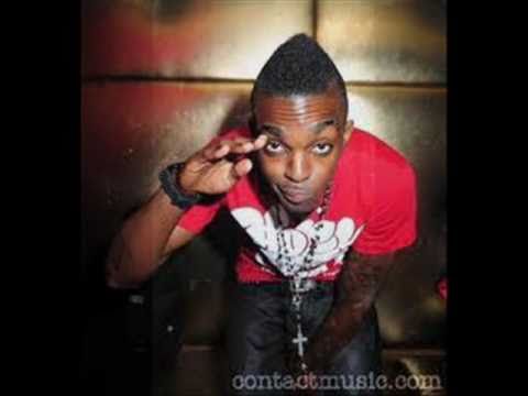 Flexx Squad Ft. Roscoe Dash "Swaggin To Tha Max" new 2011