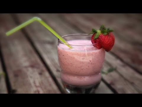 Strawberries and Cream Smoothie - Koktajl Truskawkowo Smietankowy - Recipe #170