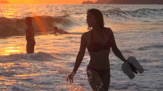 (HD 720p) Antonio Carlos Jobim&#39;s &quot;Wave&quot;, Frank Sinatra