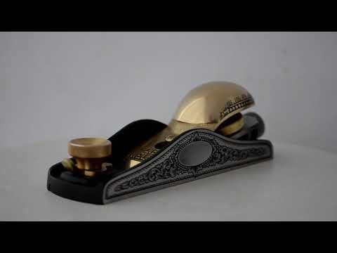 Lie-Nielsen #60 1/2 .Engraved by Mikhail Davydov