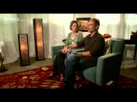 Steven Curtis and Mary Beth Chapman Choose to See - CBN.com