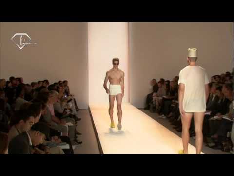 fashiontv | FTV.com - NY FW S/S 10 -DUCKIE BROWN SHOW