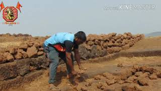 preview picture of video 'Dategad Fort टिम दातेगड संवर्धन मोहीम क्र.४'