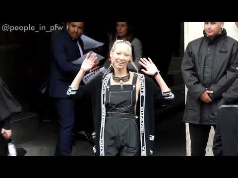 Soo-Joo Park 박수주 - Chanel SS19 fashion show - 02.10.2018