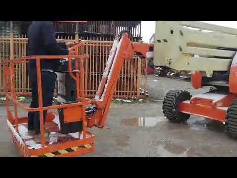 JLG dizalica sa korpom